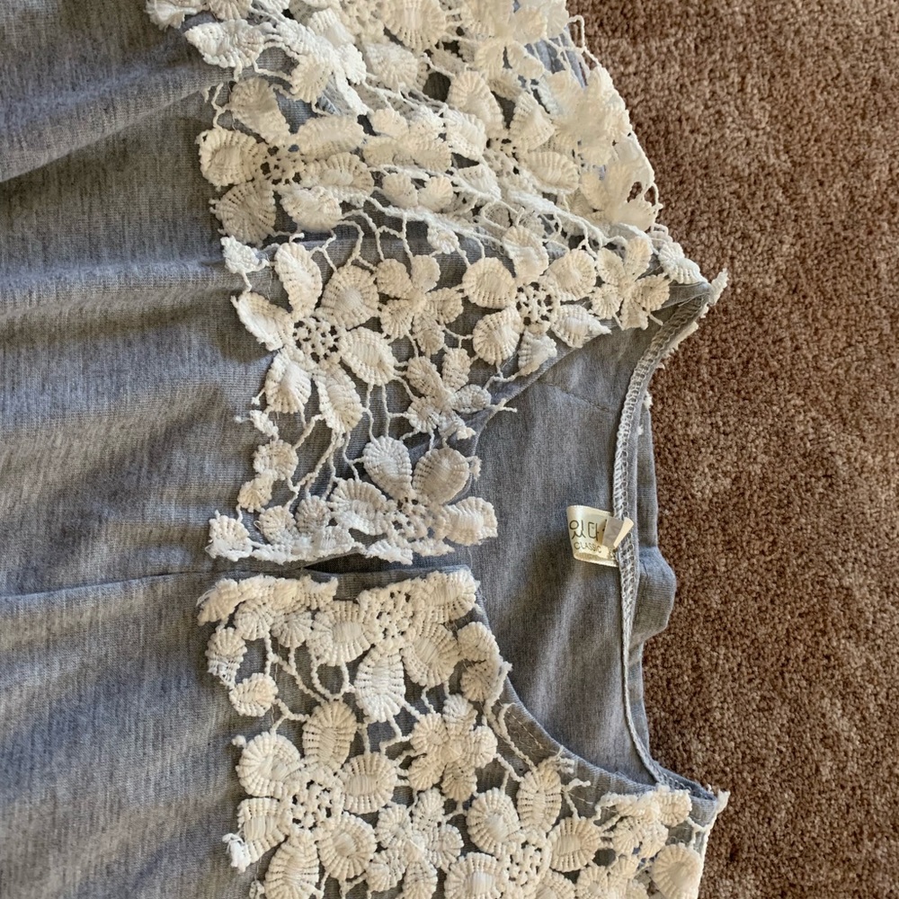 Tunic - Picture 3 of 3